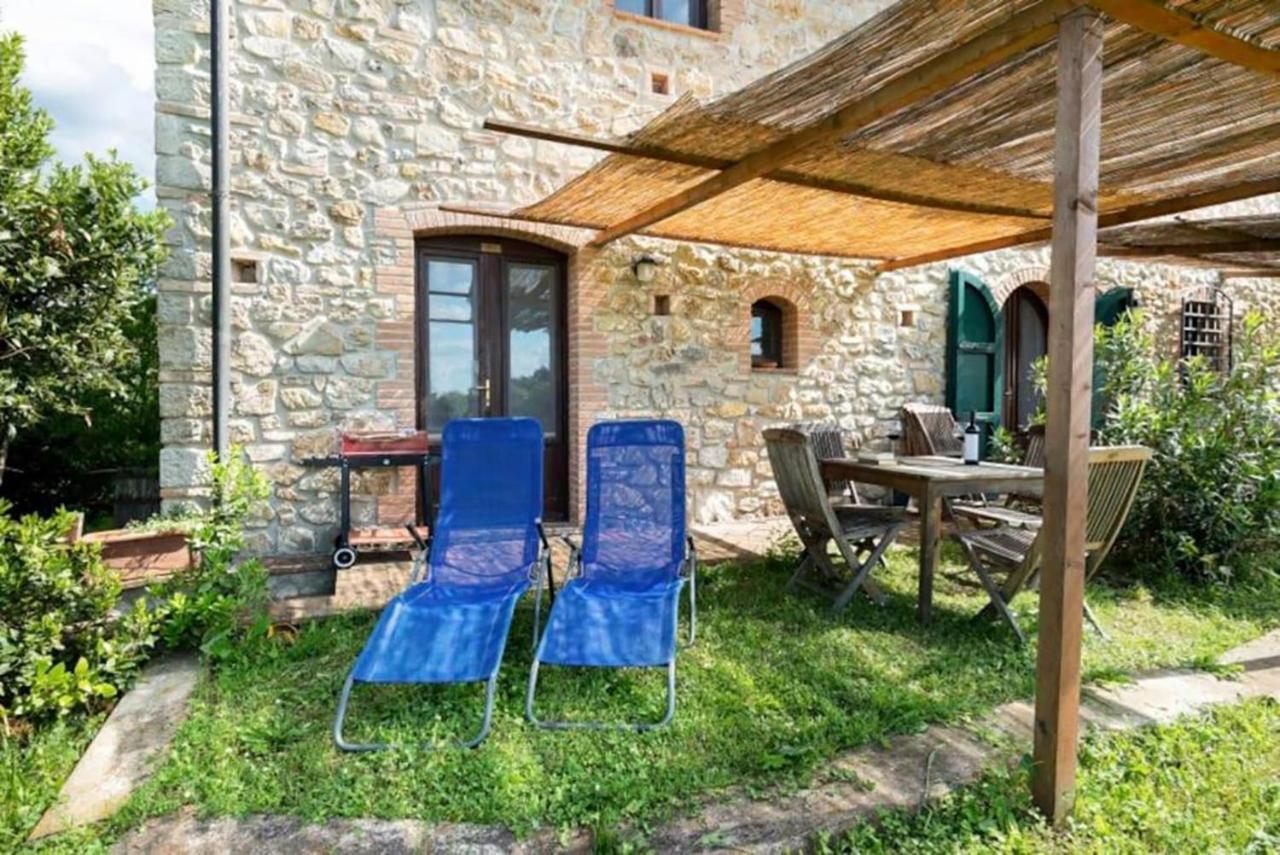 Agriturismo Fattoria Di Statiano โปมารันเช ภายนอก รูปภาพ