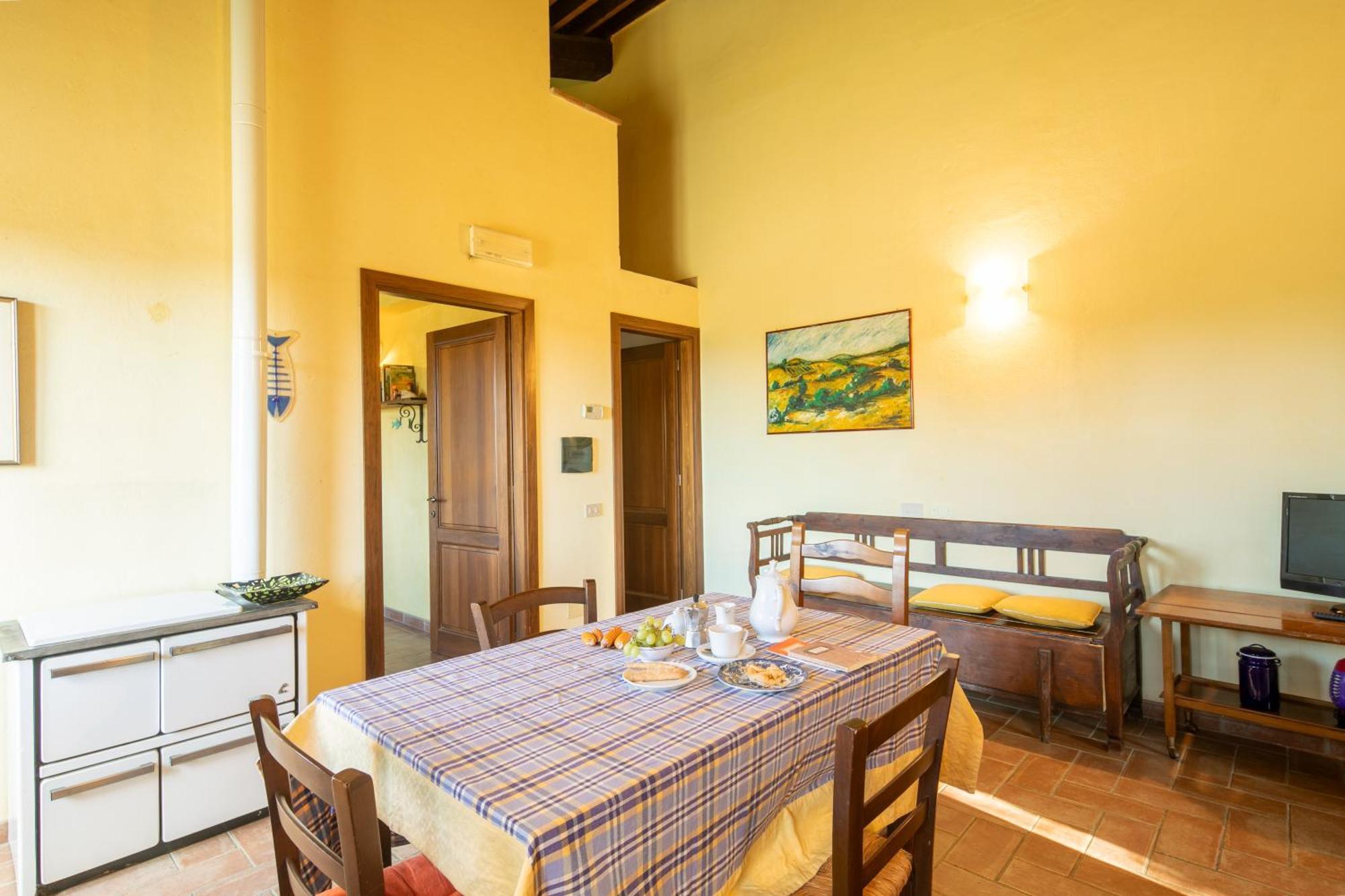 Agriturismo Fattoria Di Statiano โปมารันเช ภายนอก รูปภาพ